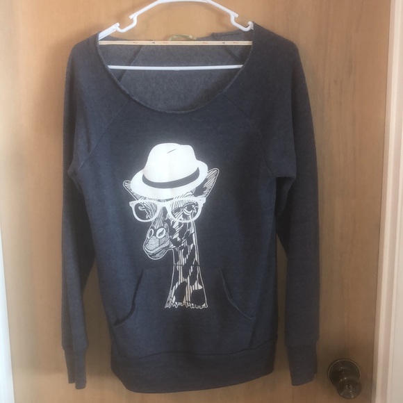 My FAVORITE Giraffe sweatshirt!!! - Picture 2 of 4